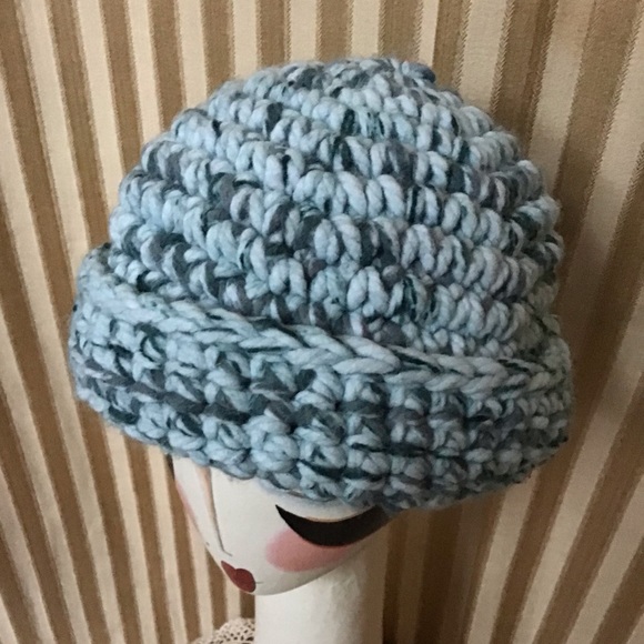 Hand Crochet Thick Yarn Beenie - Picture 2 of 2